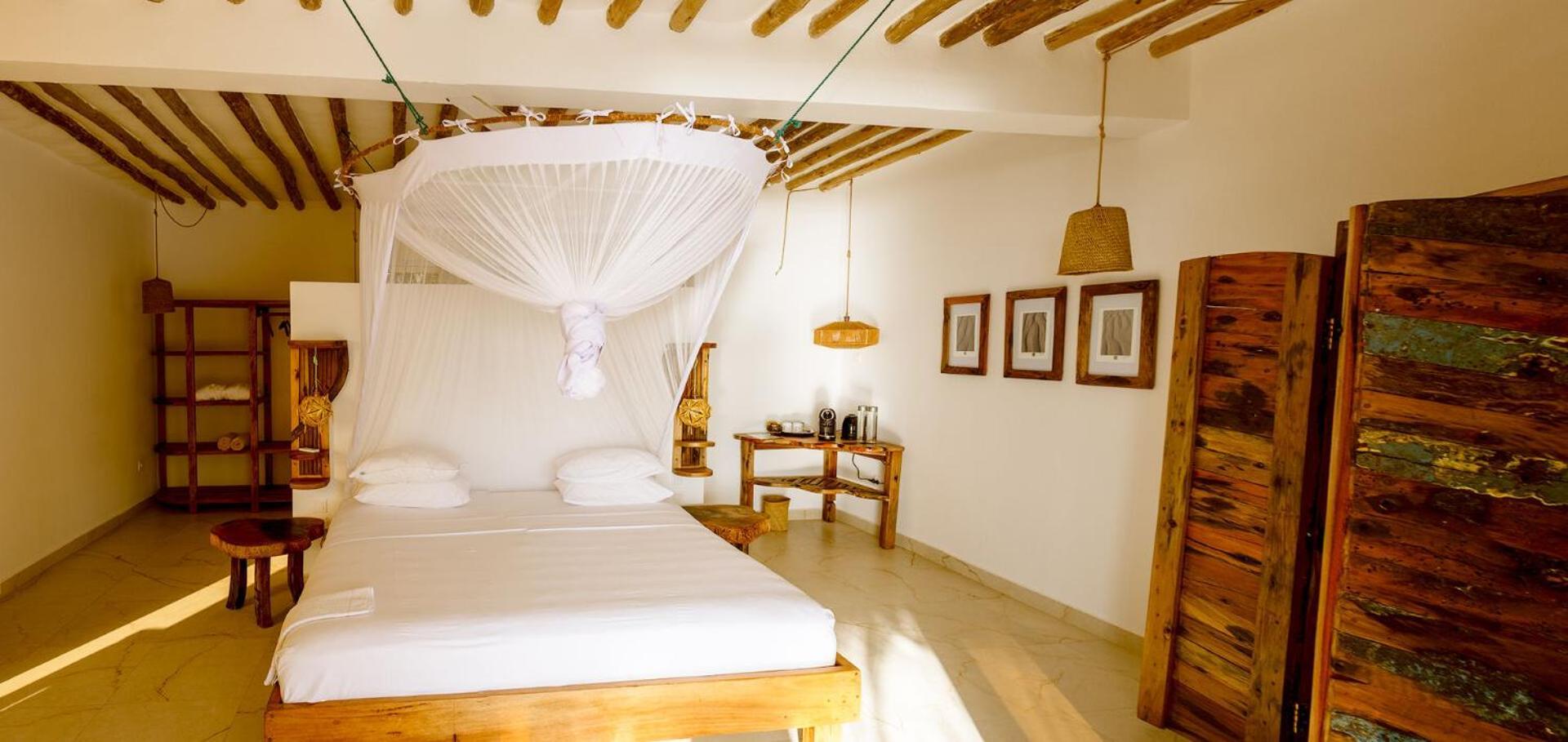 Hotel Infinity Boutique & *